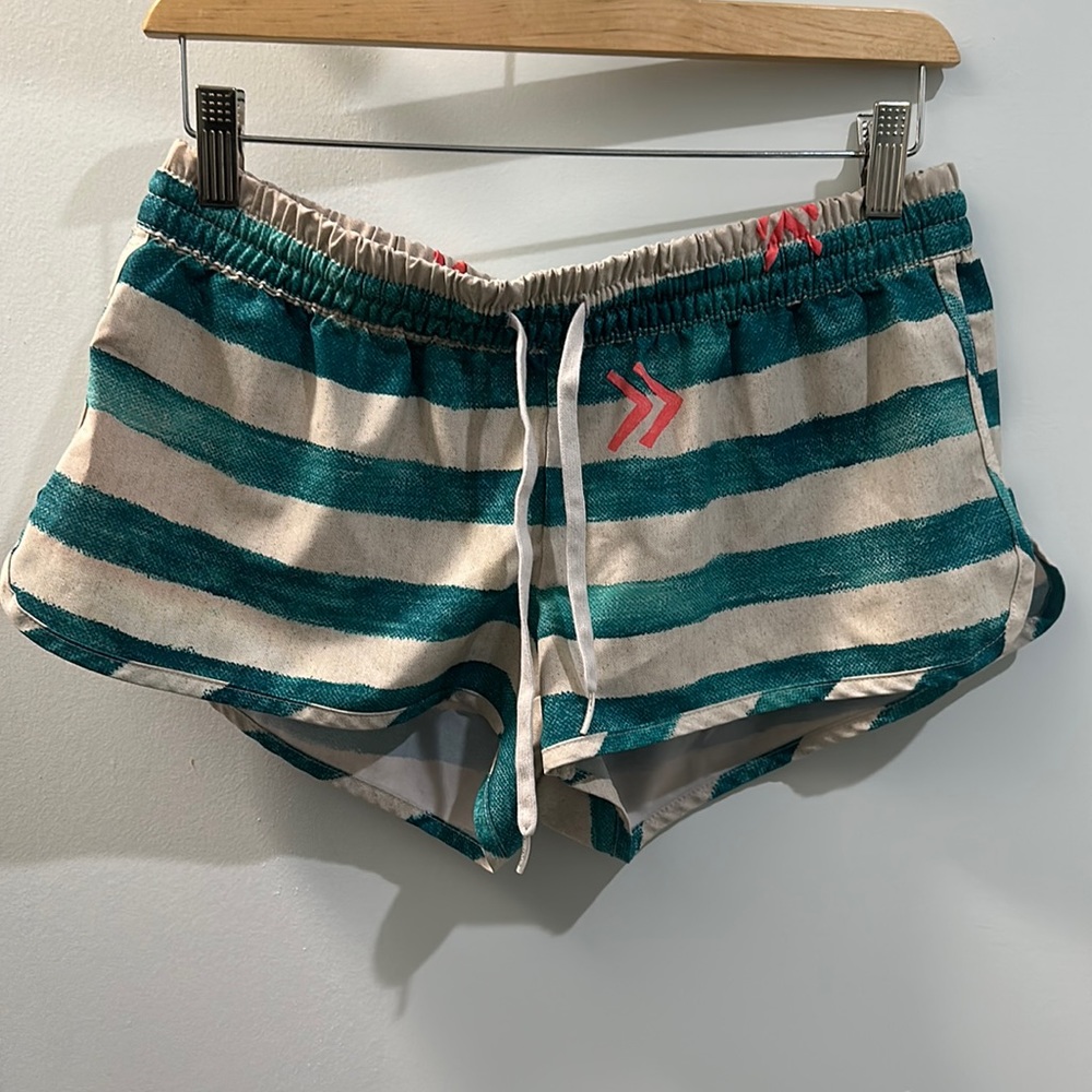 Billabong shorts
